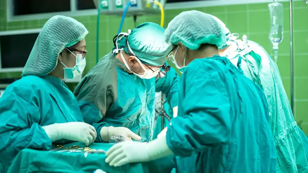 Instrumentais cirúrgicos: 8 itens indispensáveis em uma clínica moderna