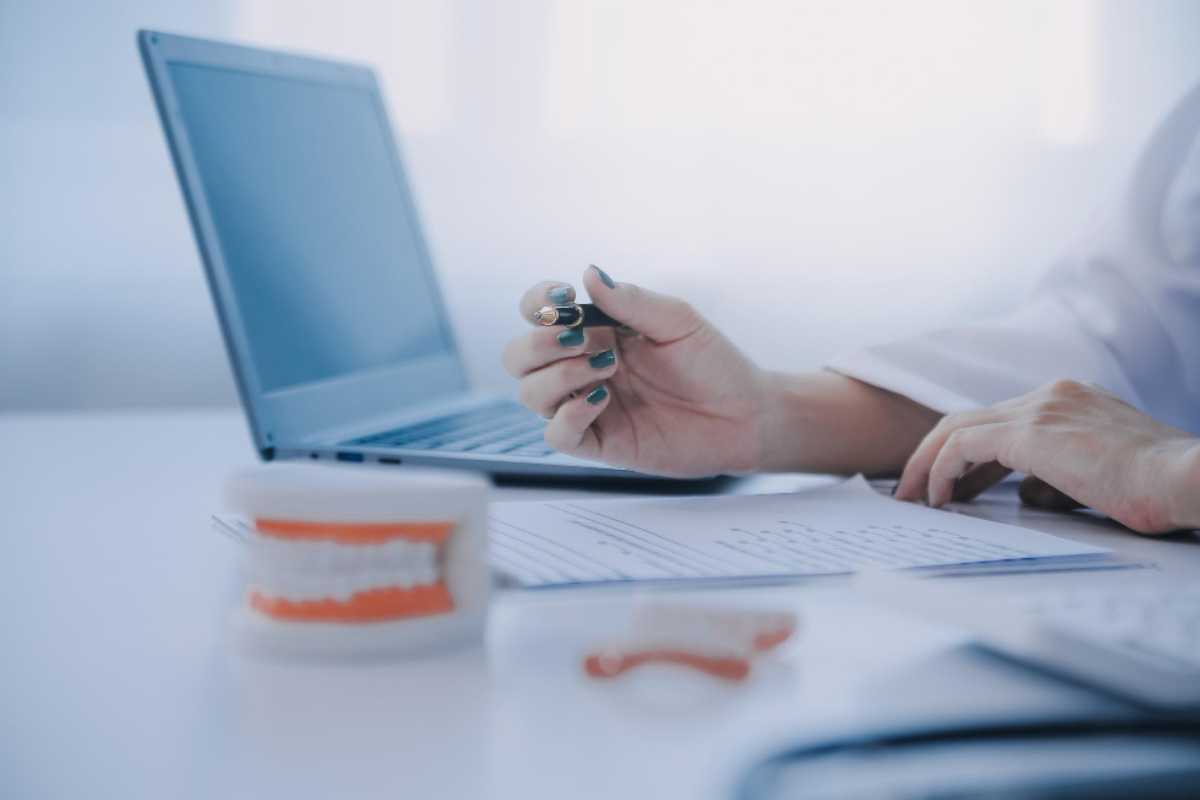 Tráfego pago para dentistas: como calcular o investimento ideal