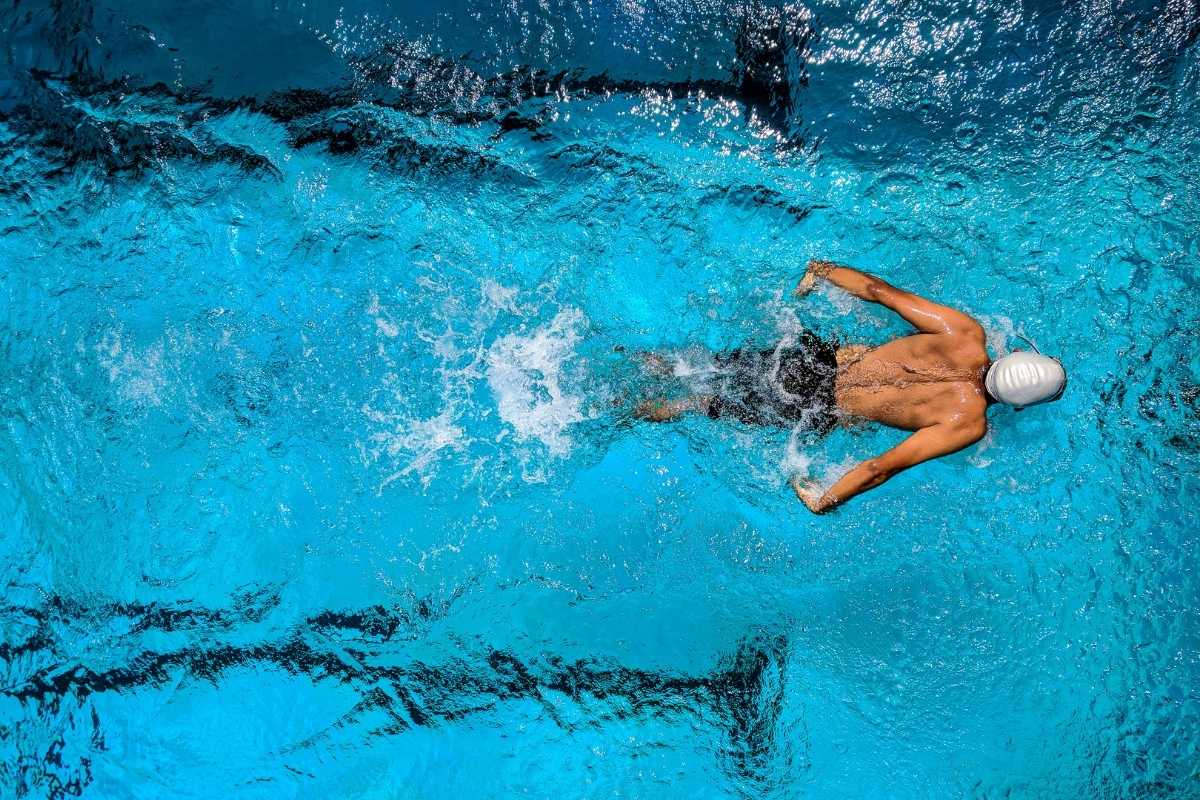 5 principais dicas de natação que todo iniciante precisa saber