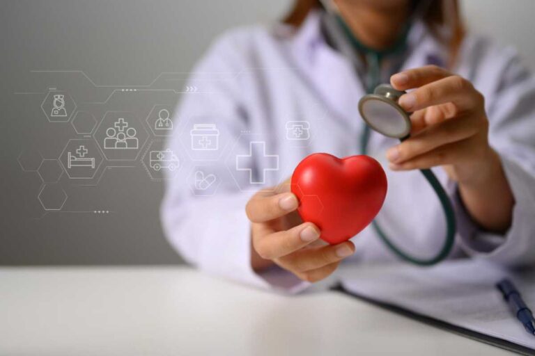 Saúde no Brasil: prevenir, planejar e escolher bem para viver com mais segurança Saúde no Brasil: prevenir, planejar e escolher bem para viver com mais segurança
